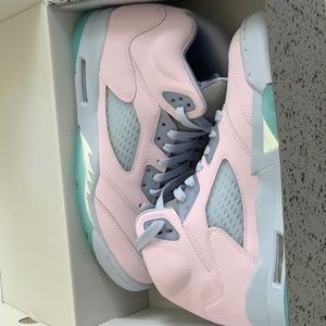 COPY - Jordan 5 Easter size 4.5Y